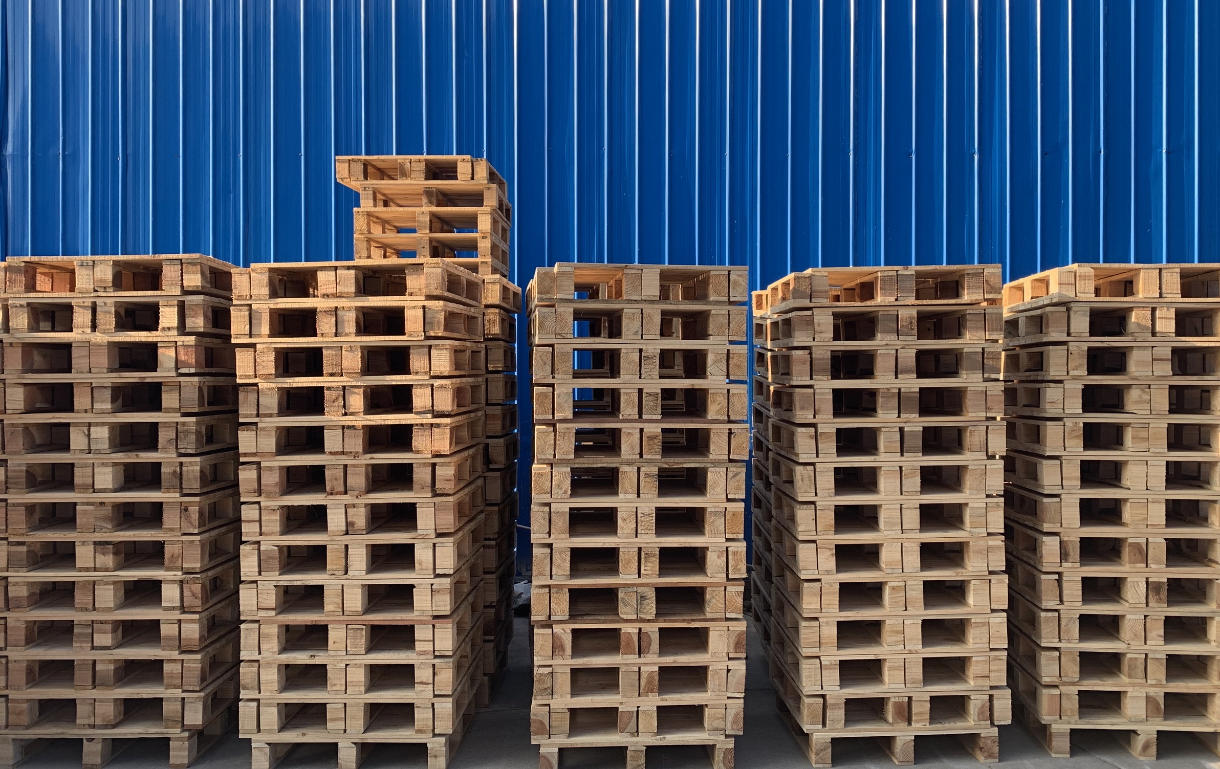 东西湖实木托盘